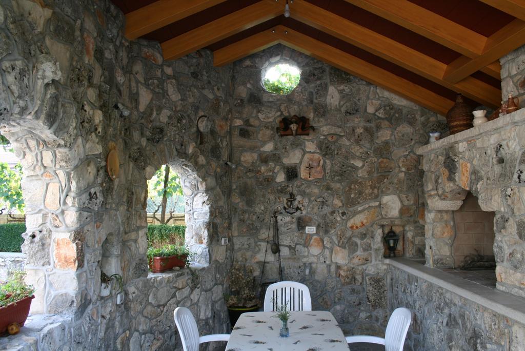 Apartment Pokrajac Ровинско село Стая снимка